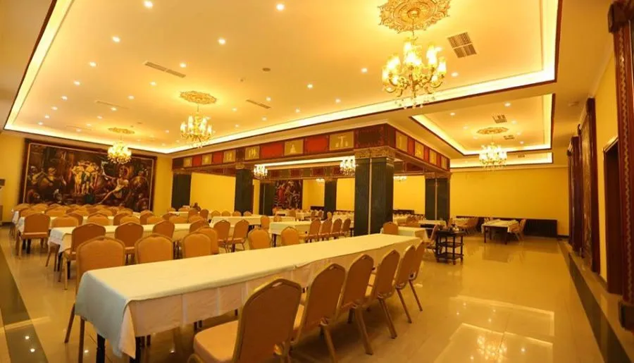 Sputnik Hotel & Spa Batumi — Photo 8