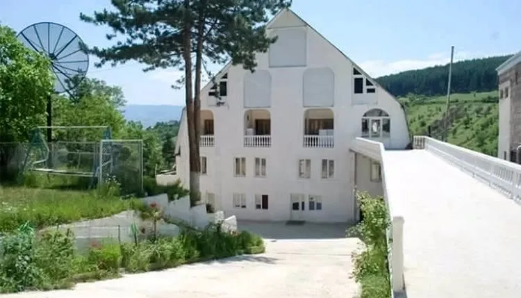 თეთრი სახლი — ფოტო 3