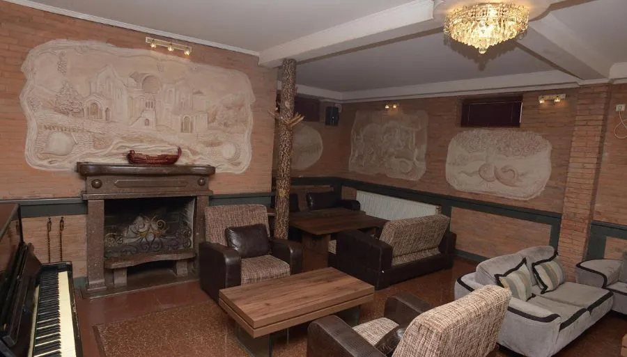 Aeetes Palace — Photo 19