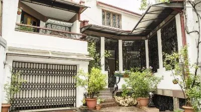 Old home sololaki — Photo 4
