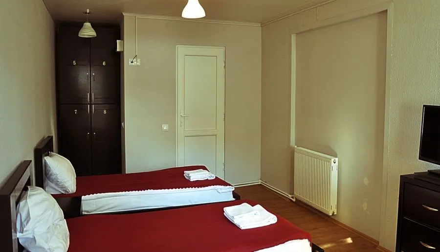 HOTEL AT METRO — Photo 20