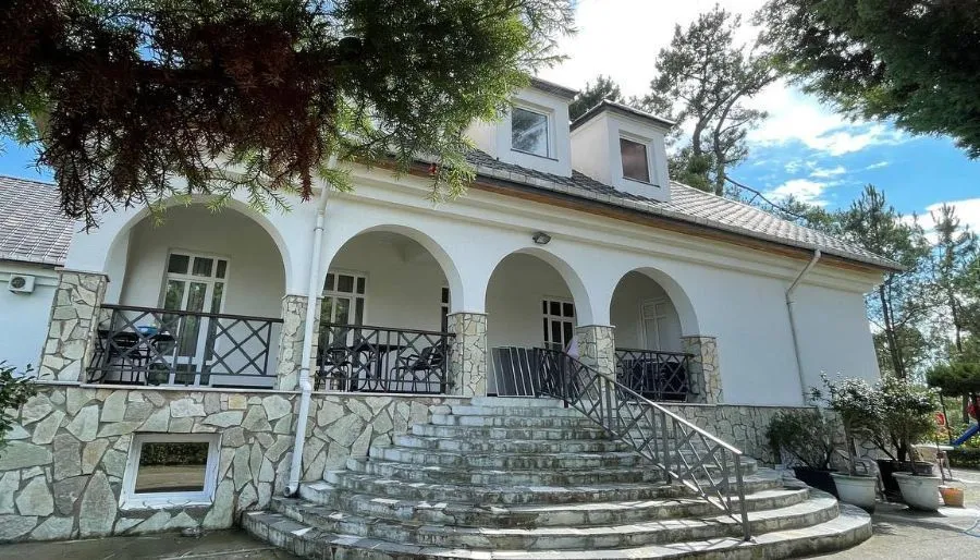 Laguna Hotel — Photo 17