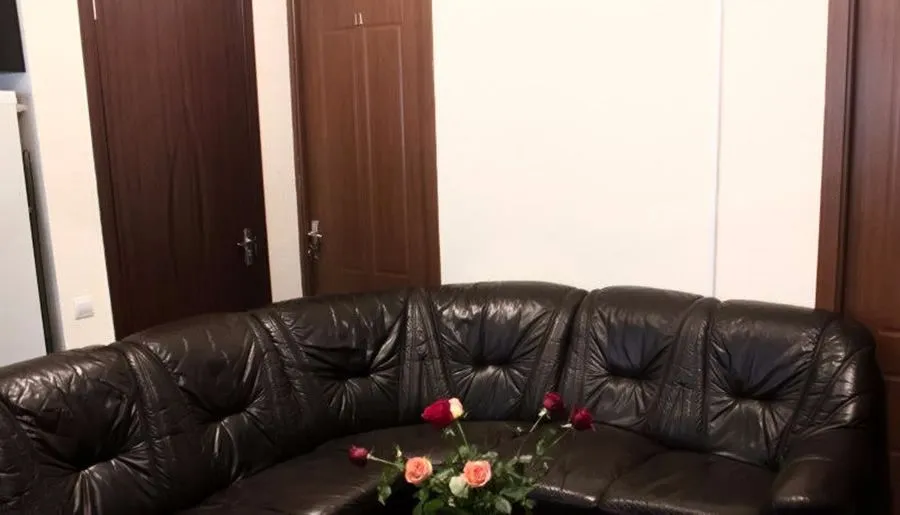 Qeroli Hotel — Photo 2