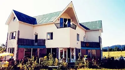 თოვლის სახლი