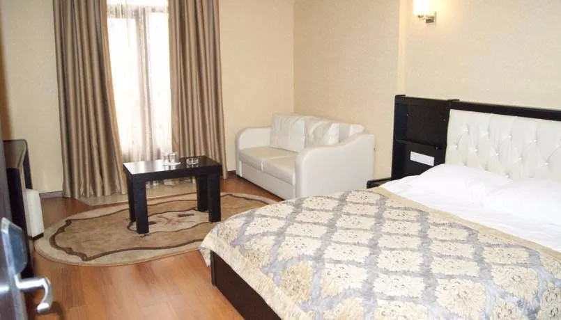 Premier Hotel — Photo 15