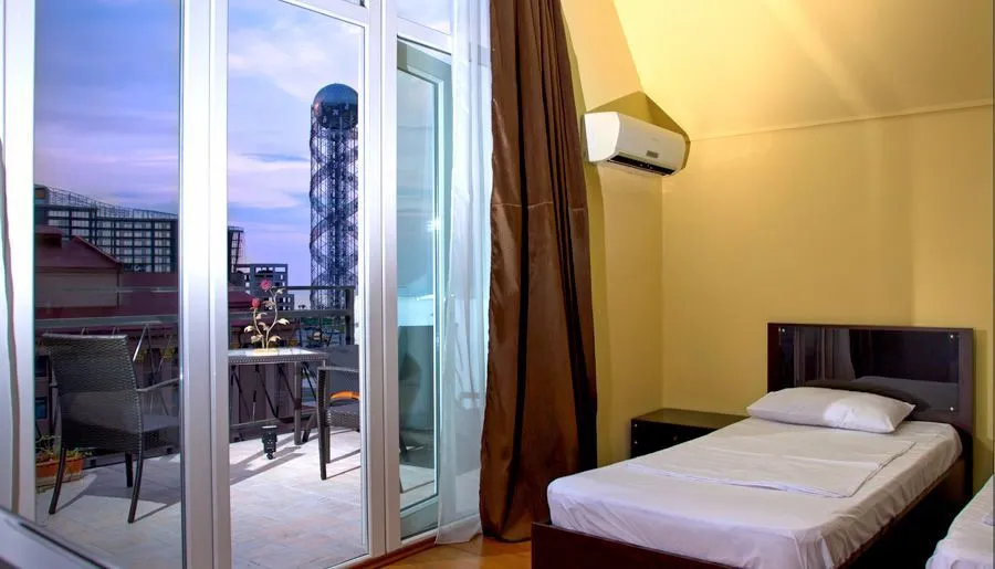Hotel Mgzavrebi Batumi — Photo 15