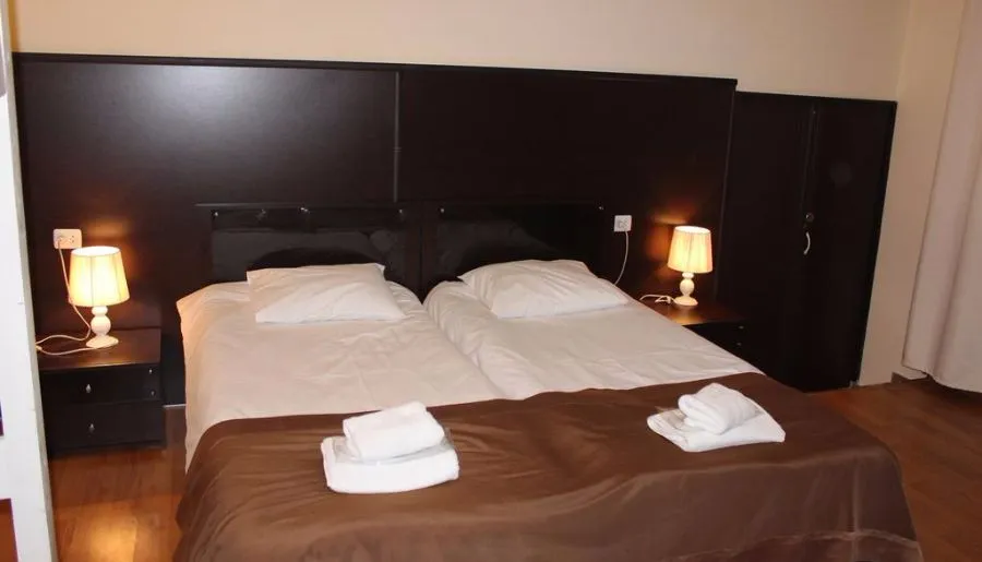 Hotel Mgzavrebi Batumi — Photo 10