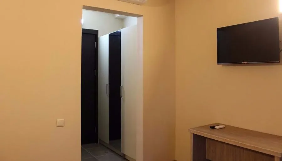 ივერია ელლი — ფოტო 101