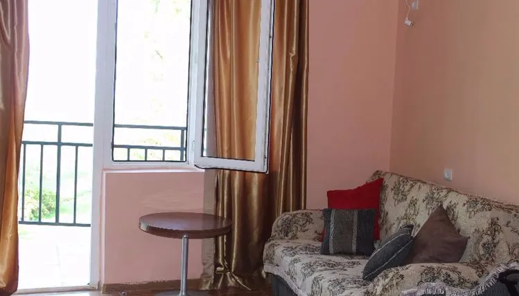 ივერია ელლი — ფოტო 58