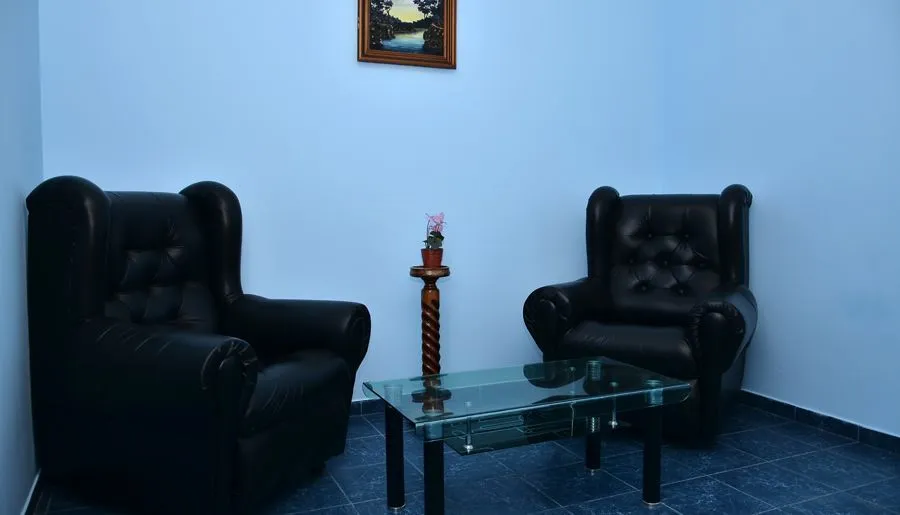ჩვენი ეზო — ფოტო 24