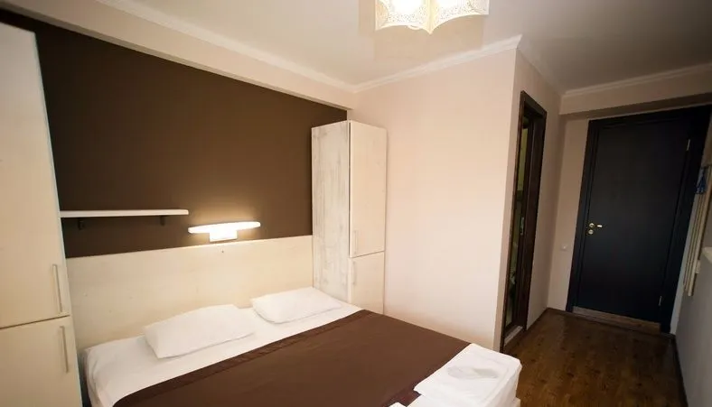 Hotel Tbilisi Central by Mgzavrebi — Photo 39