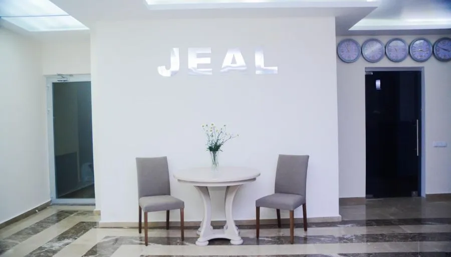 Jeal — Photo 27