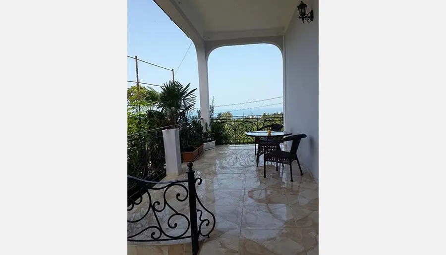 BIS-A Guesthouse — Photo 1
