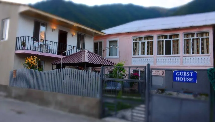სახლი მესტიაში — ფოტო 9