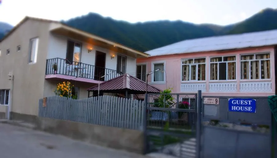 სახლი მესტიაში — ფოტო 21