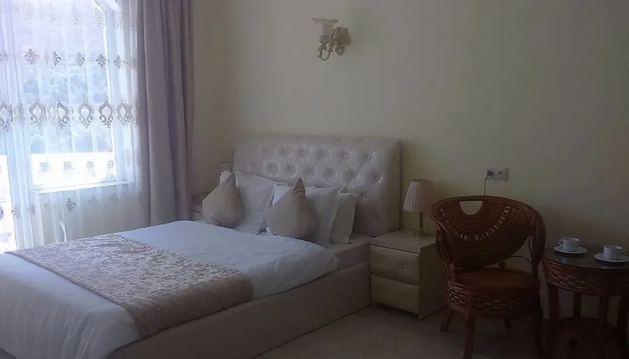 White Palace — Photo 69