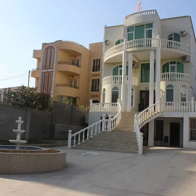 White Palace — Photo 18