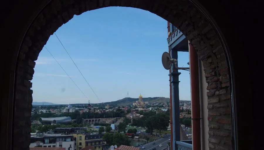 TBILISI HOUSE — Photo 6
