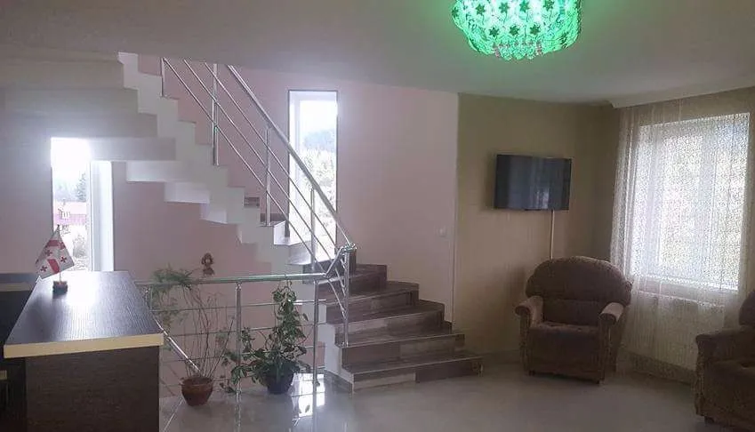 გოლდ ჰაუსი — ფოტო 6
