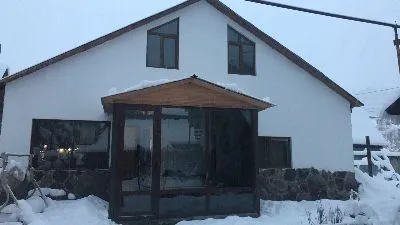 Cottage on Tamar Mepe — Photo 2