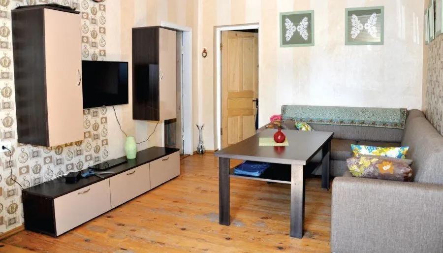 Skiji's Home — Photo 15