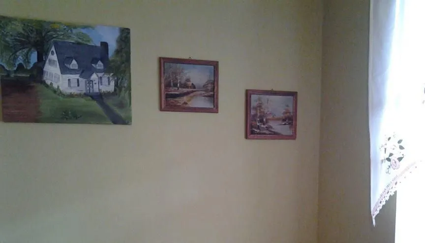 Marine's Guest House — Photo 25
